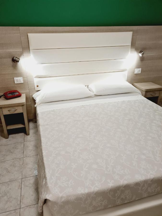 Hotel San Marco Pesaro Exteriör bild