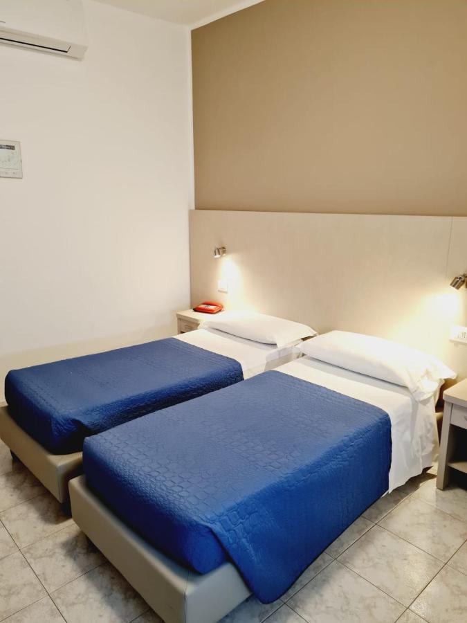 Hotel San Marco Pesaro Exteriör bild