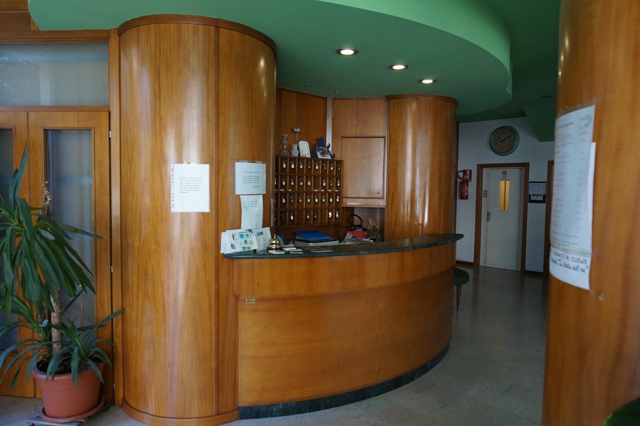 Hotel San Marco Pesaro Exteriör bild